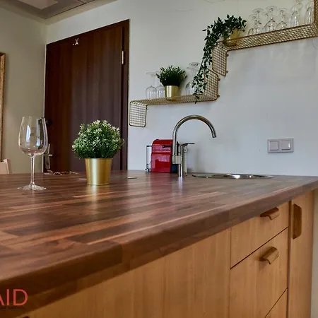 Silver Apartman - Hostaid Hotel *