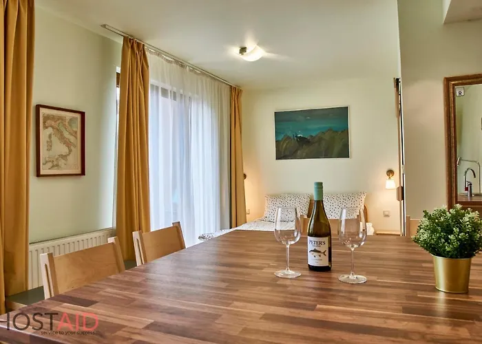 Silver Apartman - Hostaid Hotel *