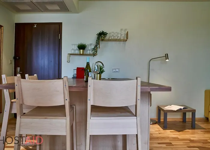 Silver Apartman - Hostaid